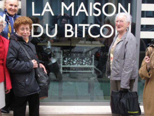 light-bitcoin3